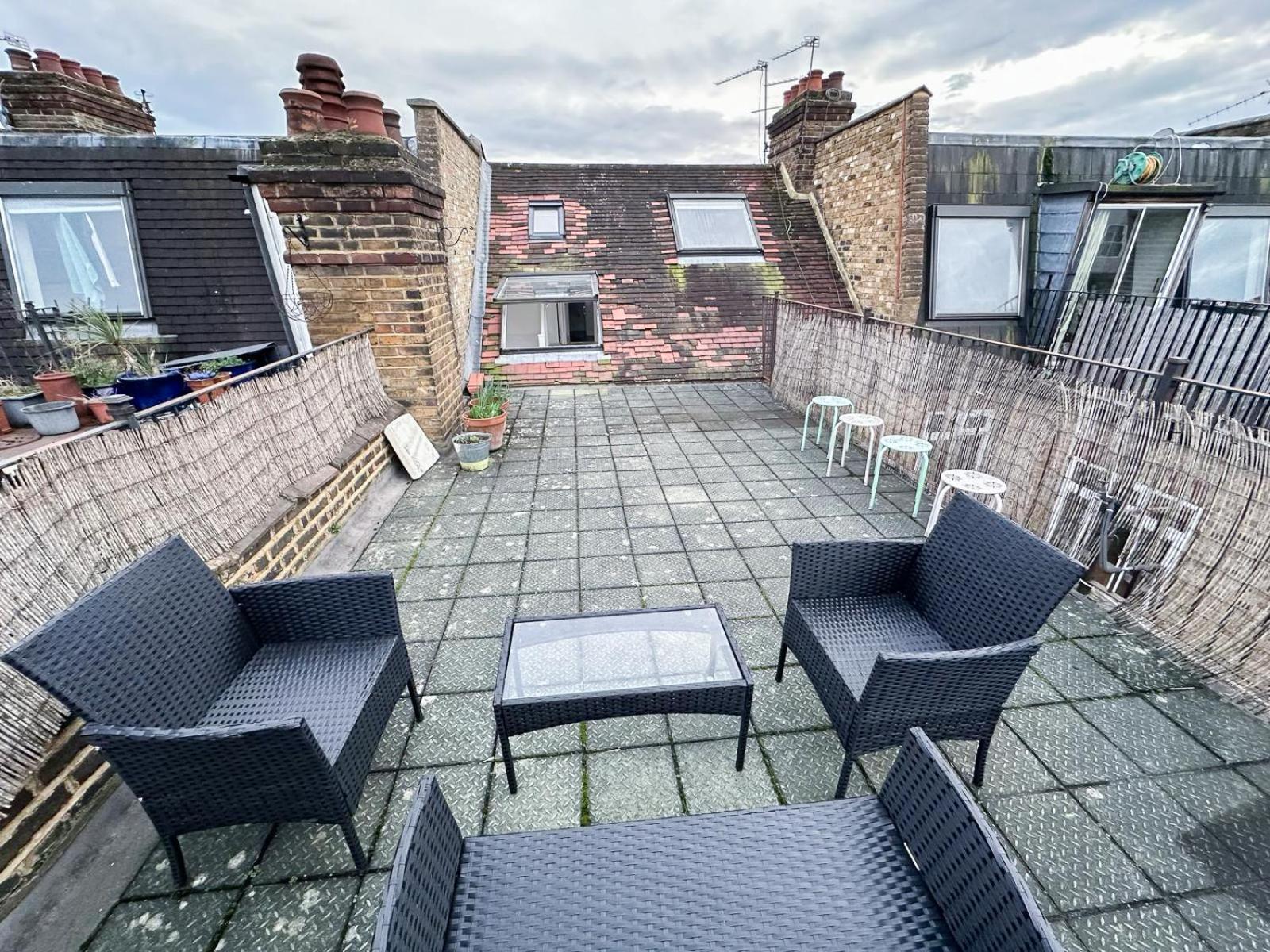 Lovely 3 Bedroom Maisonette With Private Roof Terrace In Hammersmith لندن المظهر الخارجي الصورة