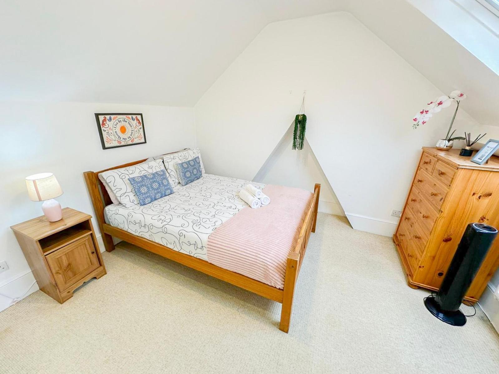 Lovely 3 Bedroom Maisonette With Private Roof Terrace In Hammersmith لندن المظهر الخارجي الصورة